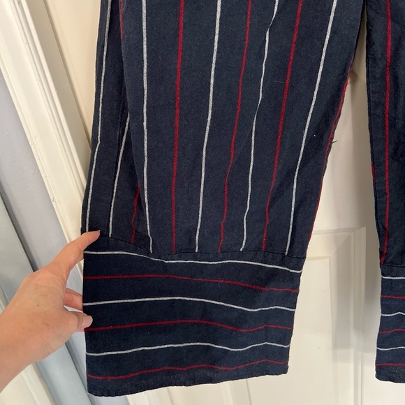 Universal Thread Navy Pinstriped Wide Leg Sleeveless Jumpsuit - Picture 3 of 9